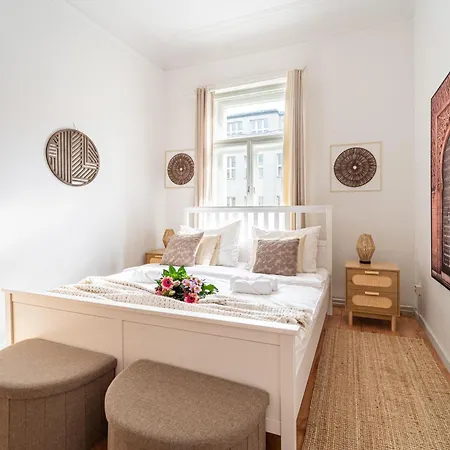 Celine Prague Luxury Hostel-3